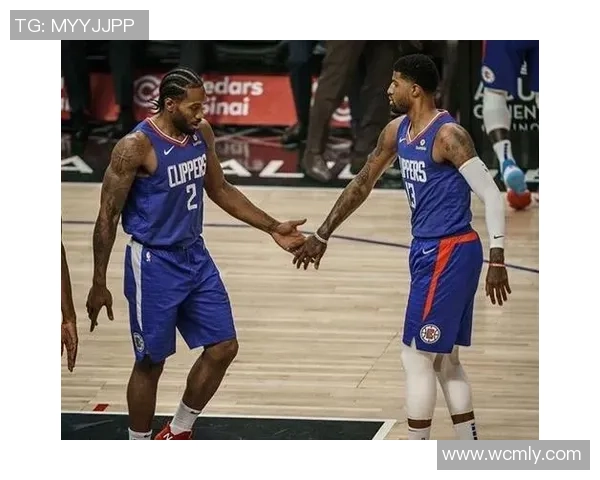 足智多谋的足球明星如何在赛场上运筹帷幄引领球队走向胜利